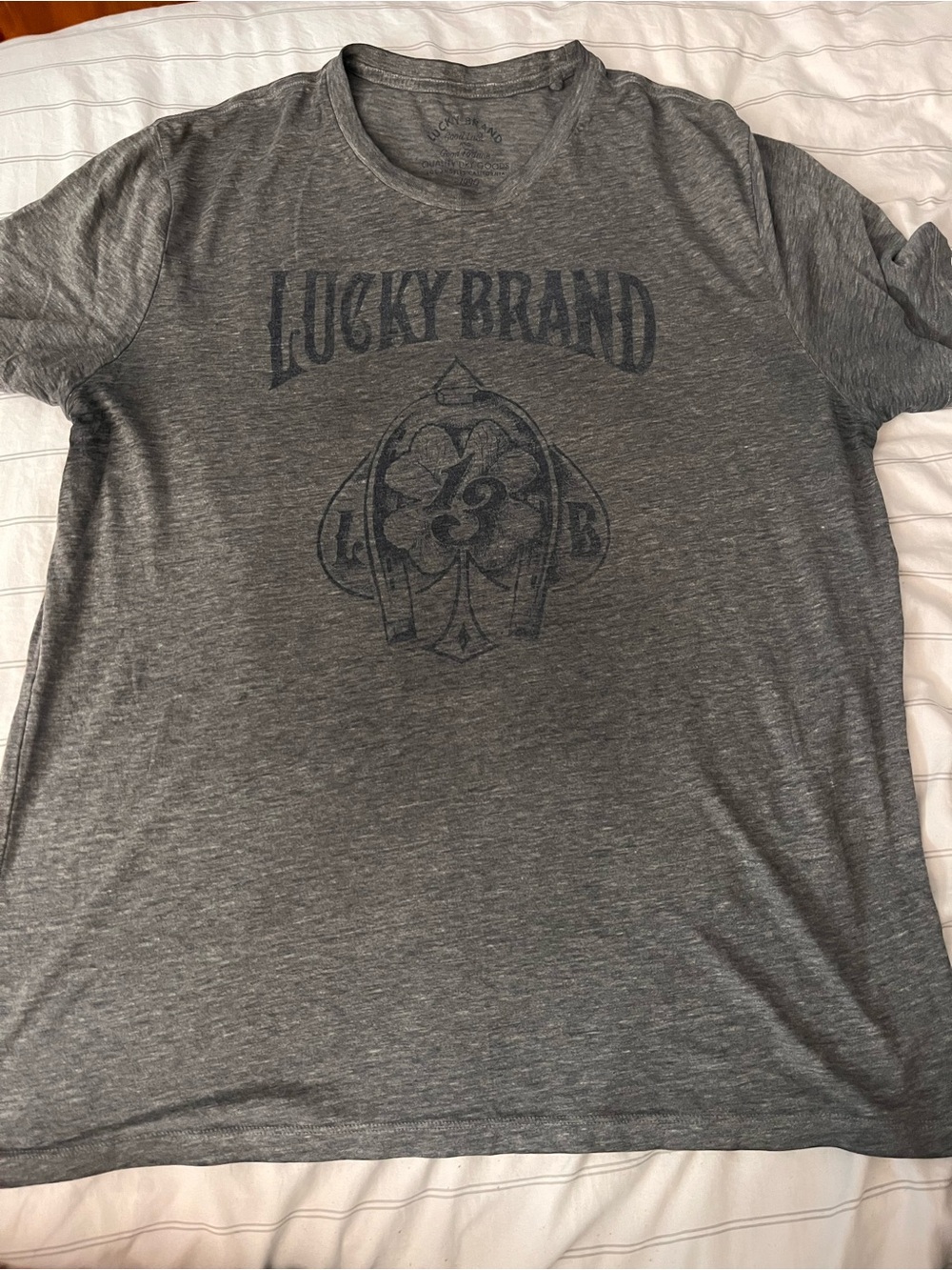Lucky Brand Men's Gray Graphic Tee Size Large - Heather Gray EXTREMELY soft